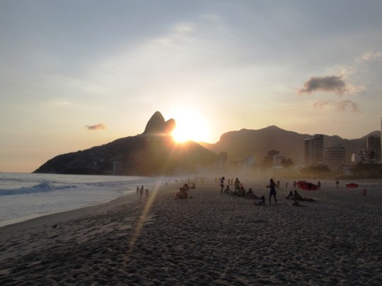 Sunset on Ipanema over ¨Two Brothers¨