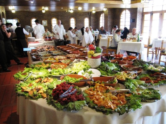 Buffet lunch at  Termas Cacheuta