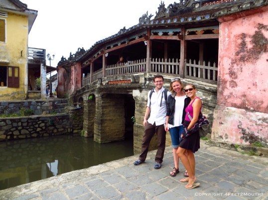 Carmen, Jonathan and Julia in front of the Japanee bridge