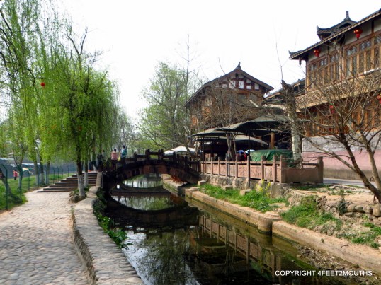 Canal bridge in Pingle