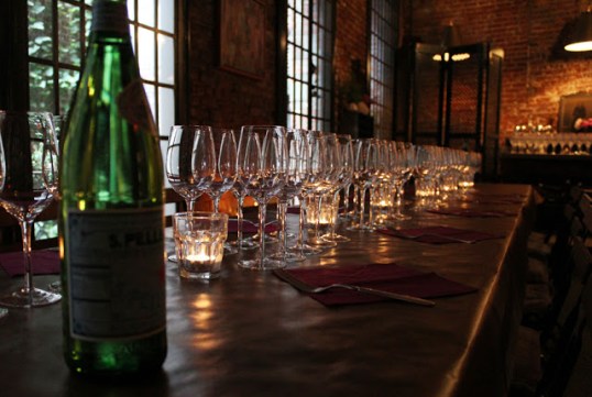 Pasanella & Sons tasting room (source: Mimi and Meg)